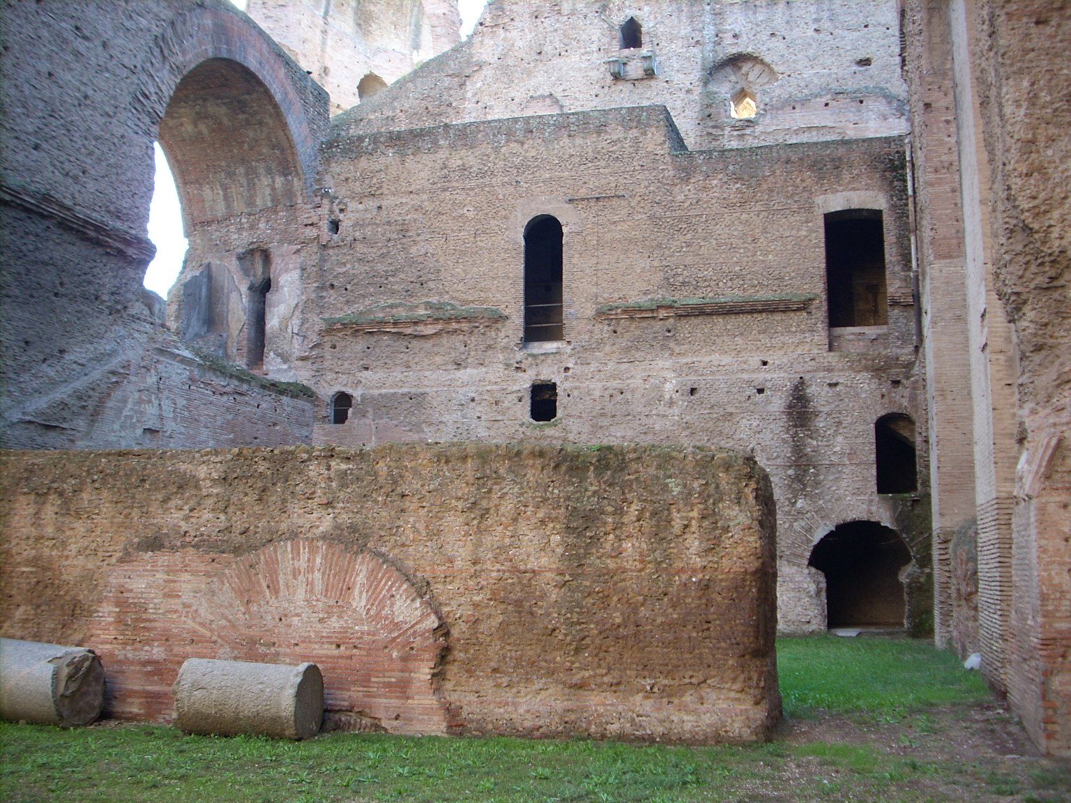 Caracalla Baths, Rome, Italy 07.JPG